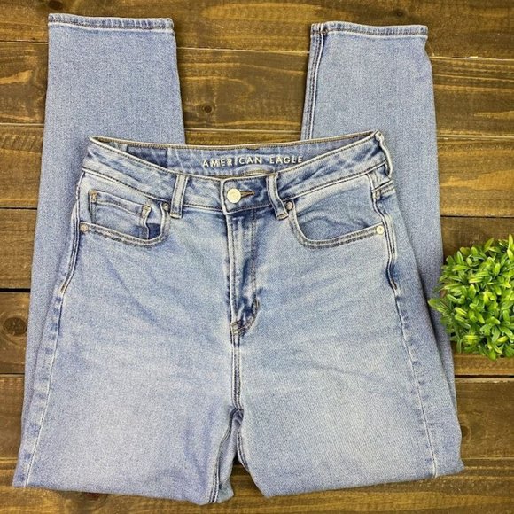 American Eagle Outfitters Denim - American Eagle Stretch MOM Jeans Size 4 Reg. High Rise Denim Blue Jeans